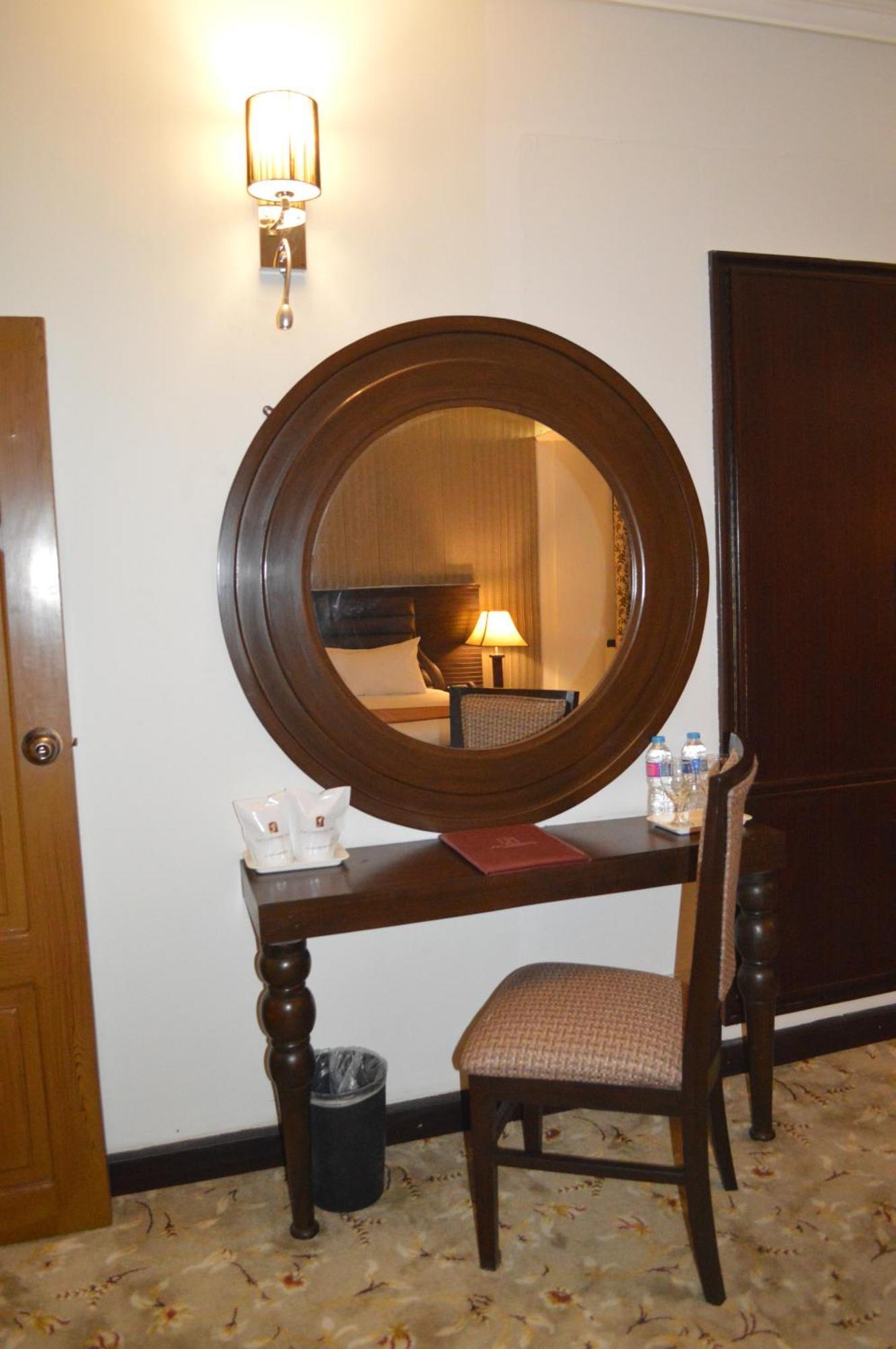 Fort Continental Hotel Peshawar Eksteriør bilde