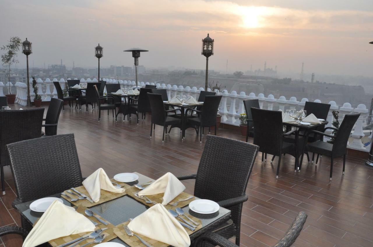 Fort Continental Hotel Peshawar Eksteriør bilde