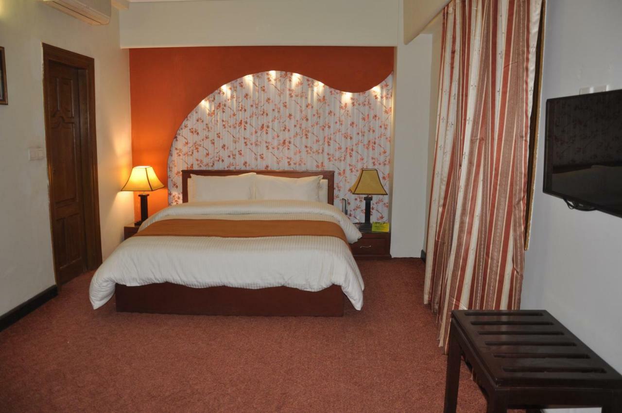 Fort Continental Hotel Peshawar Eksteriør bilde