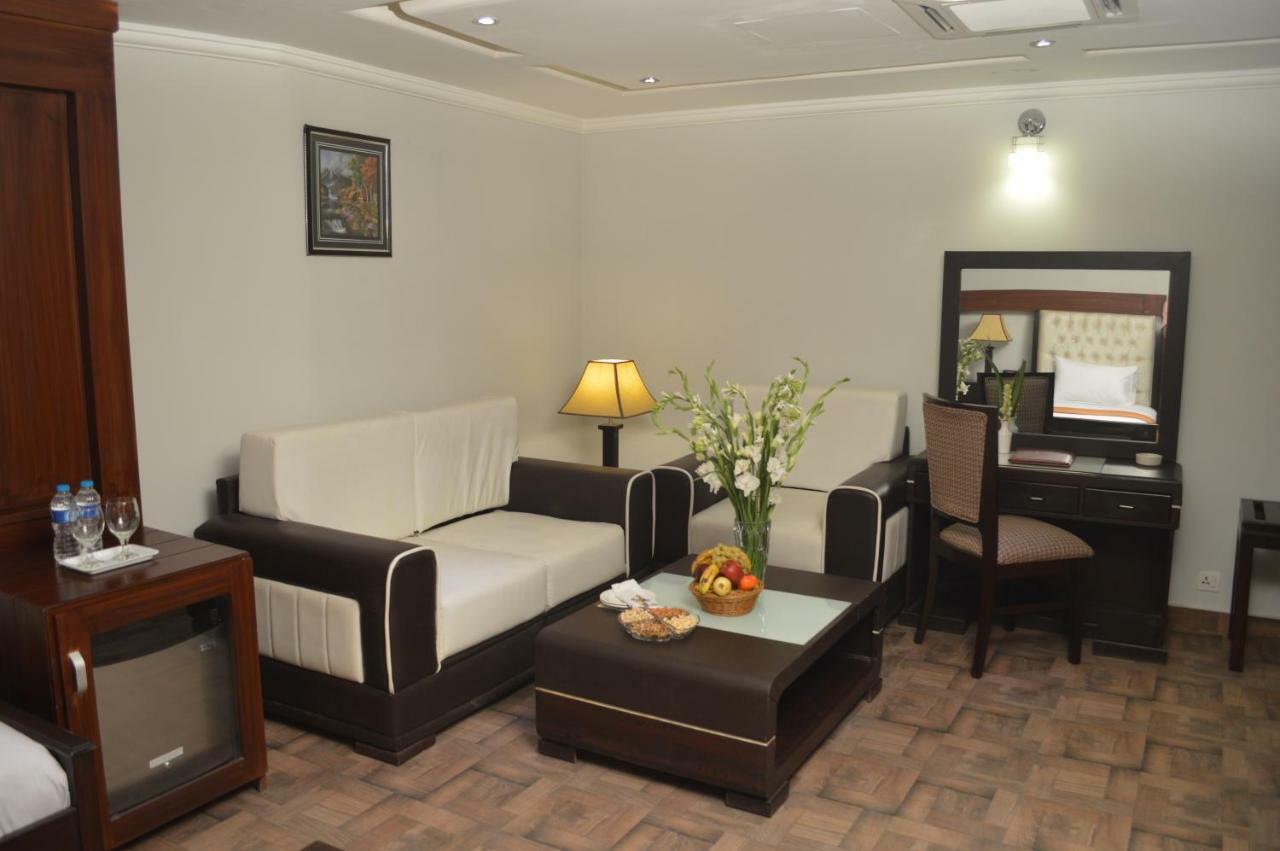 Fort Continental Hotel Peshawar Eksteriør bilde